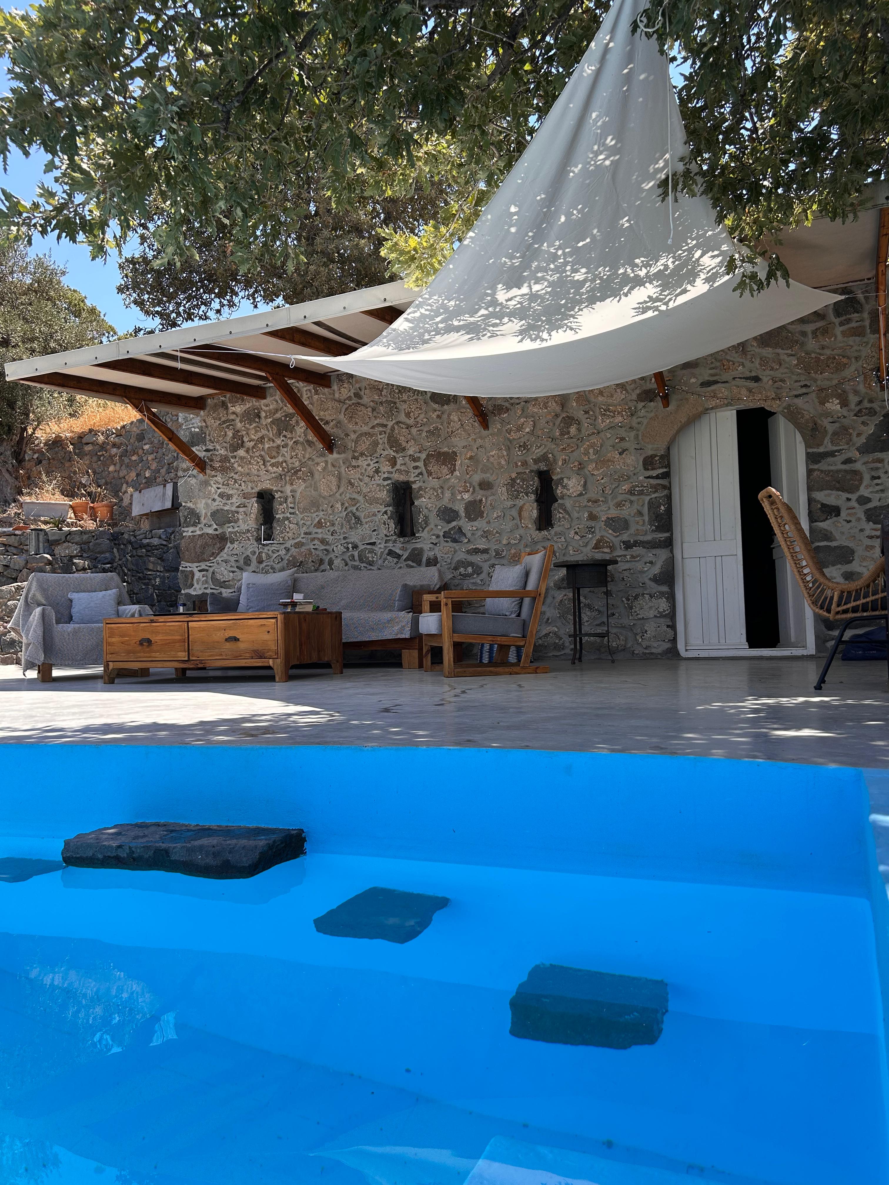 Plunge pool with lounge area